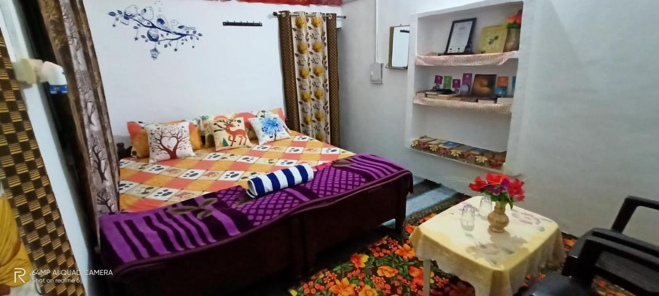 Hostel Buddha Khajurāho Zimmer foto